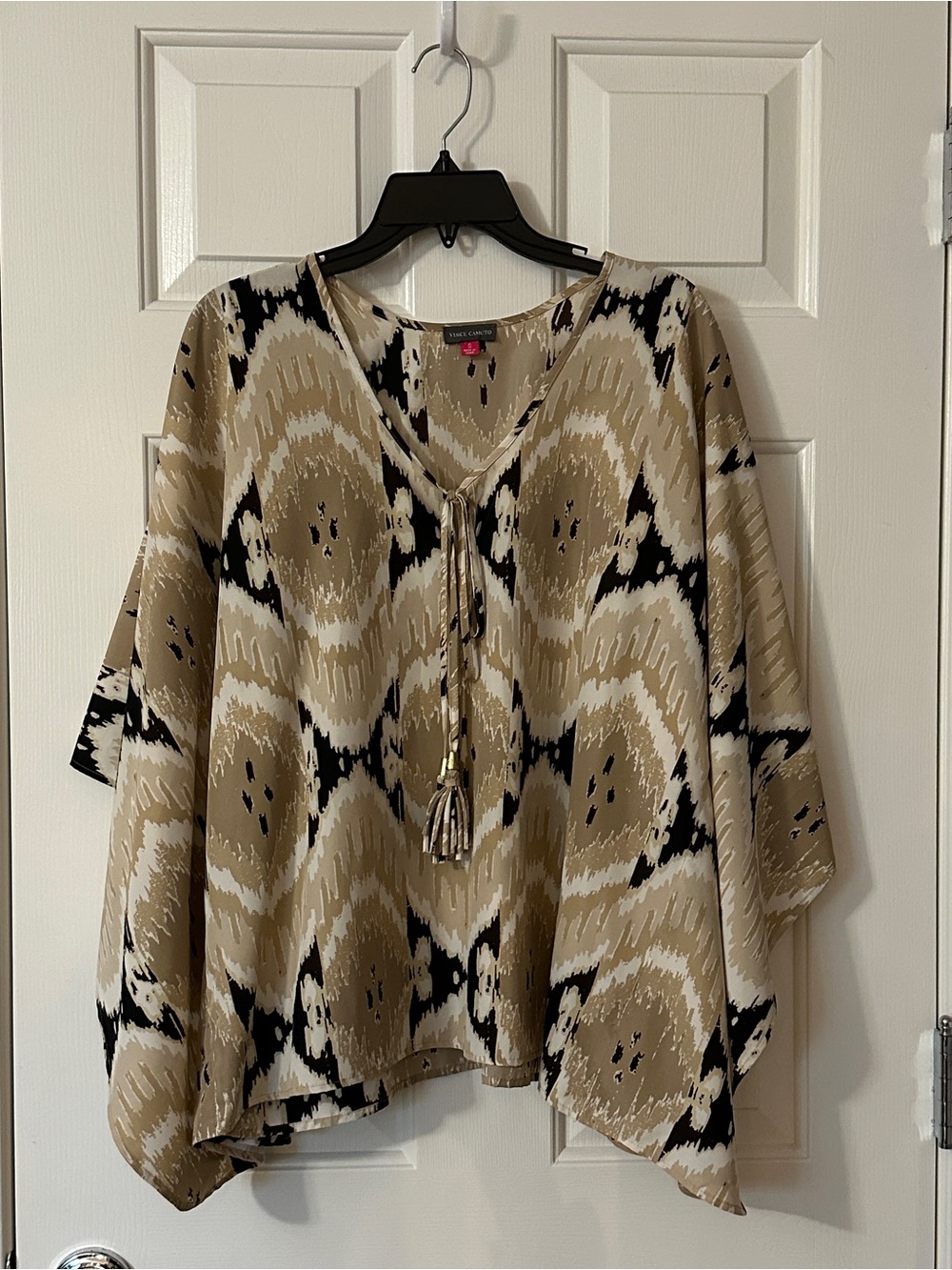 Vince Camuto flowy top